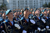На центральной площади Хабаровска начинаются репетиции военного парада