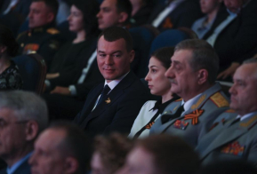 Михаил Дегтярев поздравил ветеранов Великой Отечественной войны с Днем Победы
